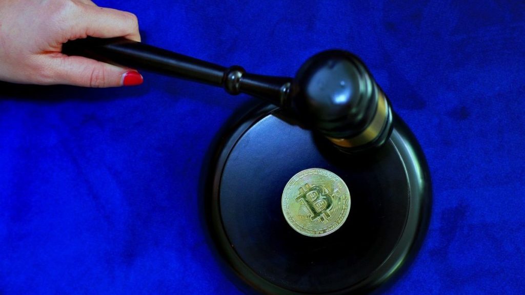 Alto Funcionario del Banco de Japón Dice que el G7 Debe Acelerar la Creación de un Marco Regulatorio para las Criptomonedas