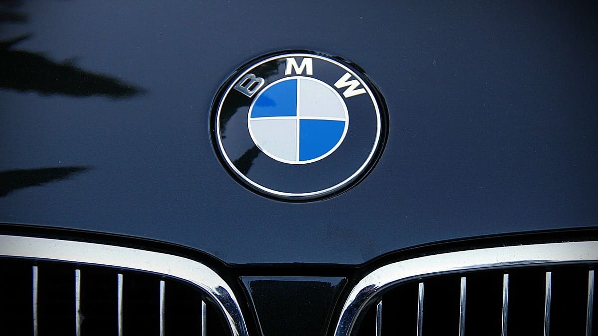 BMW Integrará la Tecnología Blockchain con Coinweb y BNB Chain