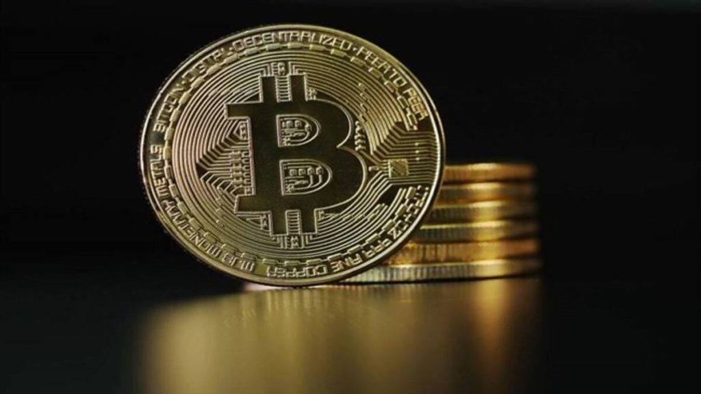 Bitcoin (BTC) Supera los USD 18.000 Dólares y Siguen las Predicciones