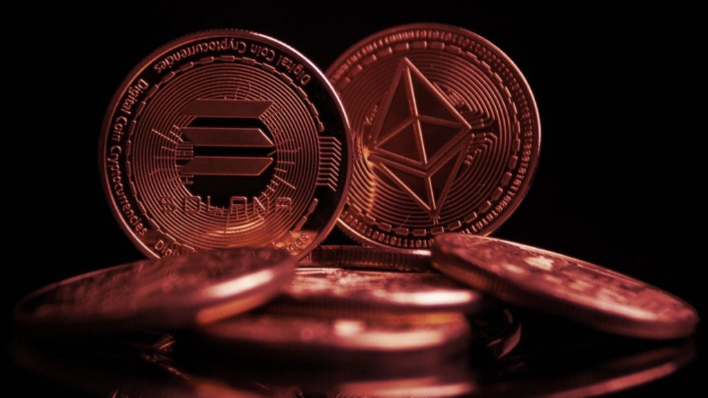 Bitcoin Lingers Around $20,000 Again as the concerns for global recession fears drive investors away from crypto.