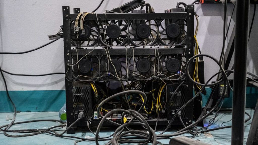 According To the CEO of A Mining Company, There Will Be a Mass Exodus of Ethereum Miners