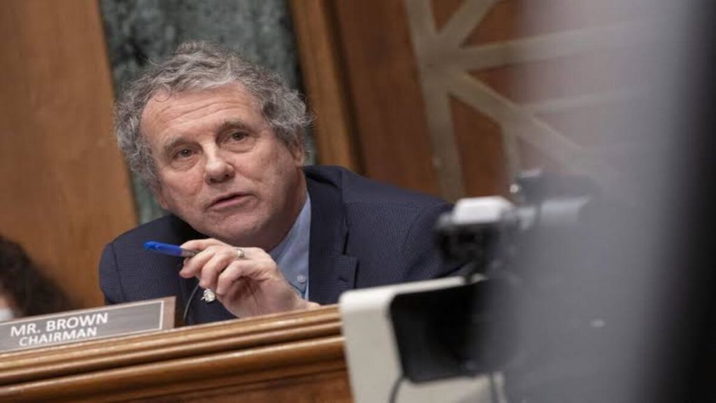 US Senate Banking chair Speaks on Crypto Ban