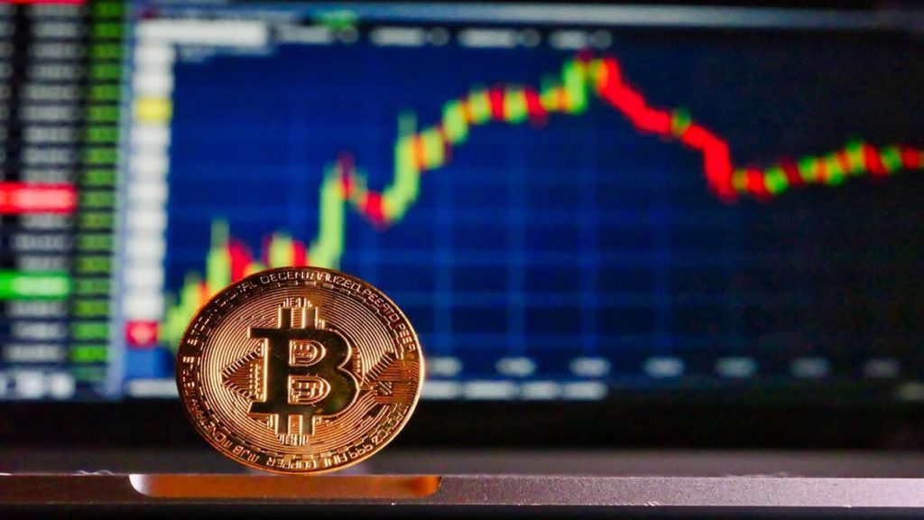 Bitcoin [BTC] Breaks Through $30K, Reaches 10-Month High