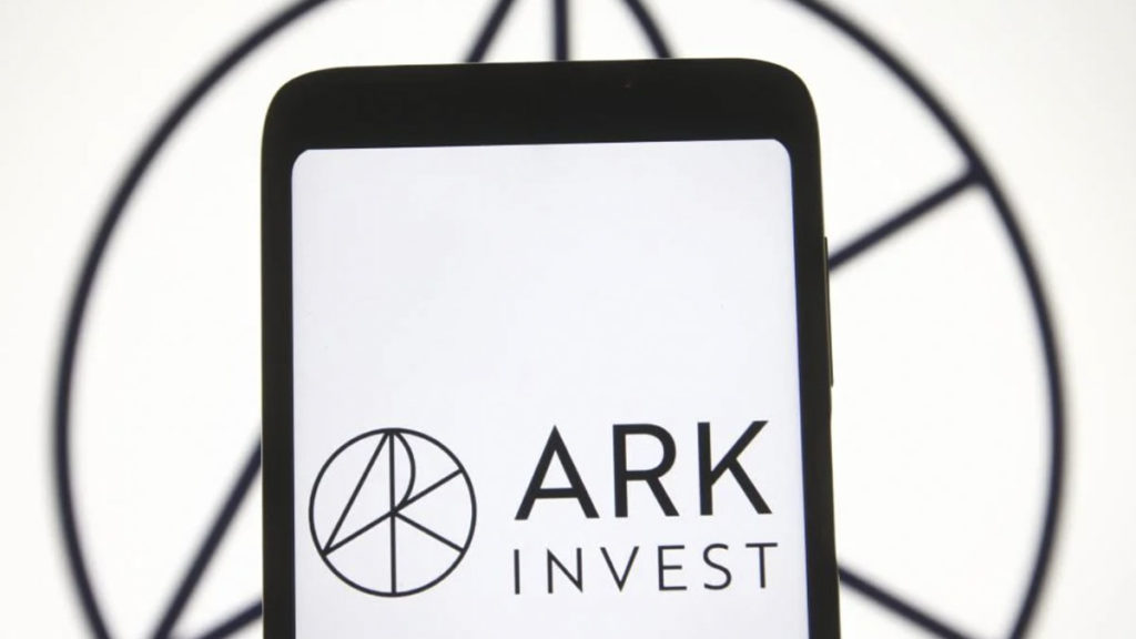 ARK Invest and 21Shares Pioneer Hybrid Approach with Digital Asset ETFs