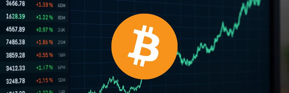 Bitcoin surpasses $112,000: bulls remain in control and the market assesses the next stage